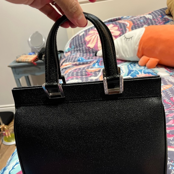 Gucci - Picture 4 of 4